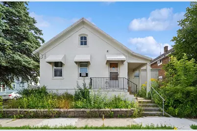 1121 S 19th Street, Manitowoc, WI 54220 - Photo 1