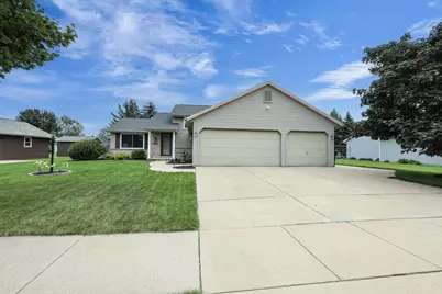 1800 Valley Lane, Little Chute, WI 54140 - Photo 1