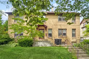 1040 S 19th St, Manitowoc, WI 54220 - Photo 1