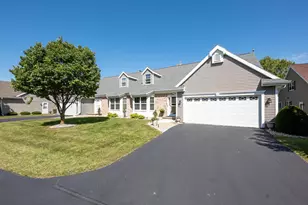 2515 Village Ln, Oshkosh, WI 54904 - Photo 1