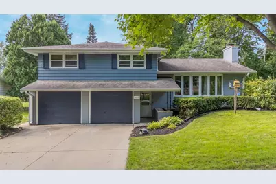 1447 Servais Street, Green Bay, WI 54304 - Photo 1