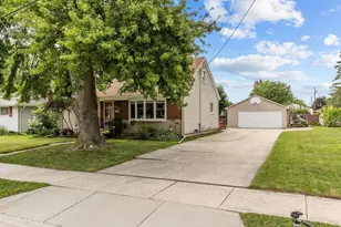 828 Arthur St, Menasha, WI 54952 - Photo 1