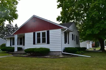 530 Western Avenue, Fond du Lac, WI 54935 - Photo 1