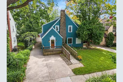 1121 S Clay Street, Green Bay, WI 54301 - Photo 1