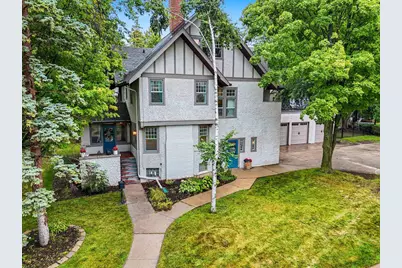 1115 S Monroe Avenue, Green Bay, WI 54301 - Photo 1