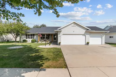 2080 Meadowview Street, Kaukauna, WI 54130 - Photo 1