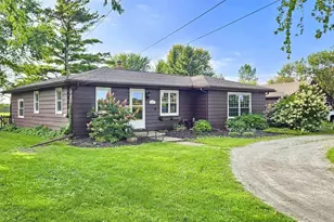 3127 Clairville Rd, Oshkosh, WI 54904 - Photo 1