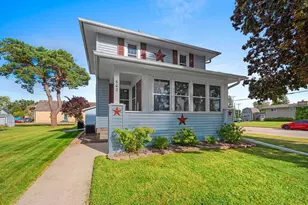 602 Wisconsin Ave, North Fond du Lac, WI 54937 - Photo 1