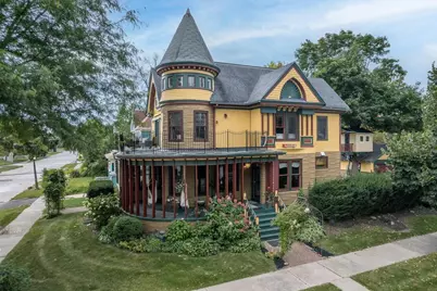 319 N Lawe Street, Appleton, WI 54911 - Photo 1