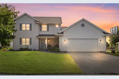 994 S Park Avenue, Fond du Lac, WI 54935 - Photo 1