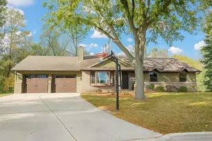 2389 Curtis Ct, Green Bay, WI 54311 - Photo 1