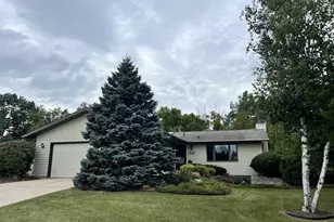 1105 S Ridgeway Ave, Sturgeon Bay, WI 54235 - Photo 1