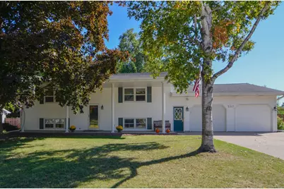 537 Edward Drive, Green Bay, WI 54302 - Photo 1