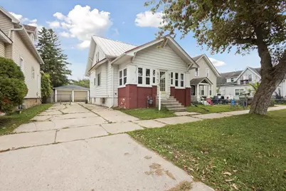 119 S Clay Street, Green Bay, WI 54301 - Photo 1