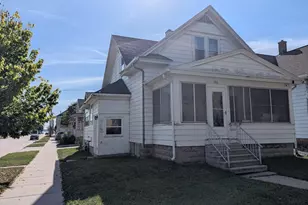 649 Otter Ave, Oshkosh, WI 54901 - Photo 1