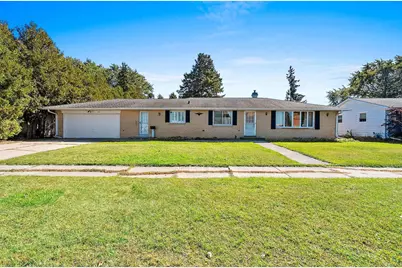 504 N Taylor Street, Green Bay, WI 54303 - Photo 1