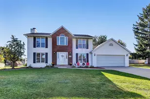 2833 Friendly Cir, Green Bay, WI 54313 - Photo 1