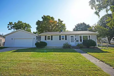 820 N Platten Street, Green Bay, WI 54303 - Photo 1