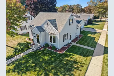 1037 Park Street, Green Bay, WI 54303 - Photo 1