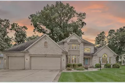 1471 Parkway Drive, Green Bay, WI 54304 - Photo 1