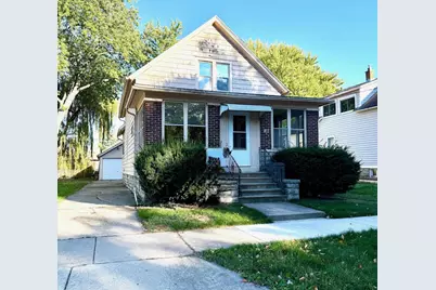 822 Oak Street, Oshkosh, WI 54901 - Photo 1