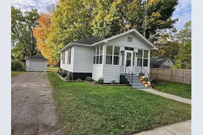 131 W Center Street, Wautoma, WI 54982 - Photo 1