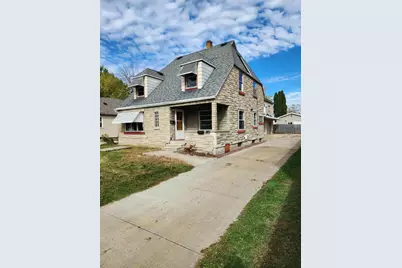 716 W Bell Avenue, Appleton, WI 54914 - Photo 1