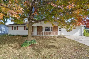 1712 McKinley St, New Holstein, WI 53061 - Photo 1