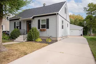 1410 Berger St, Oshkosh, WI 54902 - Photo 1
