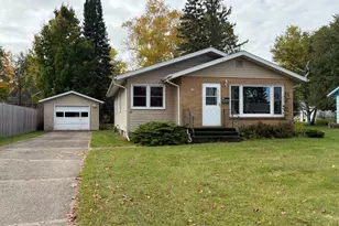 113 Rohrer St, Clintonville, WI 54929 - Photo 1