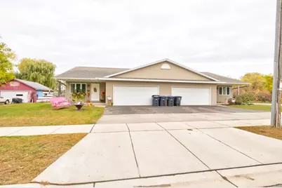 833 E Randall Street, Shawano, WI 54166 - Photo 1
