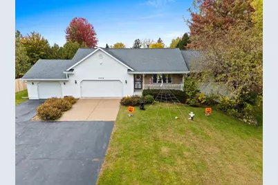 2909 Overlook Court, Green Bay, WI 54313 - Photo 1