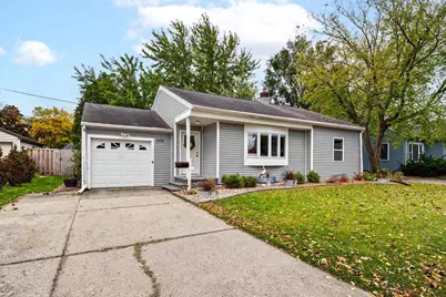 1131 E Jardin Street, Appleton, WI 54911 - Photo 1