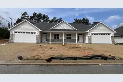 2093 Abbey Road, New London, WI 54961 - Photo 1