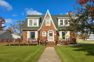 1800 16th Ave, Menominee, MI 49858 - Photo 1