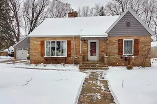 157 N Clinton Ave, Clintonville, WI 54929 - Photo 1