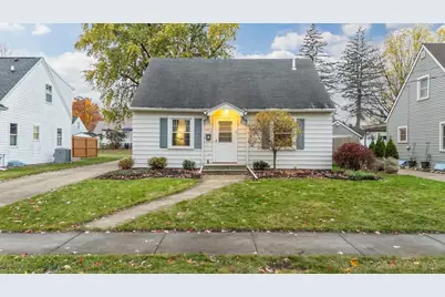 1717 N Harriman Street, Appleton, WI 54911 - Photo 1