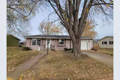 216 Center Street, North Fond du Lac, WI 54937 - Photo 1