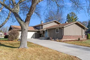 1000 Greendale St, Menasha, WI 54952 - Photo 1