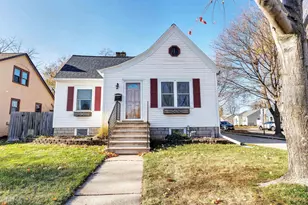 215 Gray St, Green Bay, WI 54303 - Photo 1