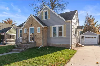 304 E 11th Street, Fond du Lac, WI 54935 - Photo 1