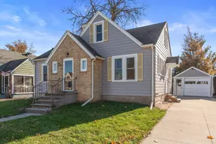 304 E 11th St, Fond du Lac, WI 54935 - Photo 1