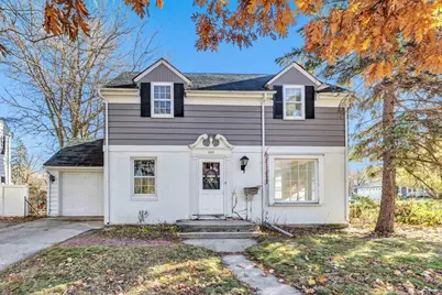 2377 S Webster Avenue, Green Bay, WI 54301 - Photo 1