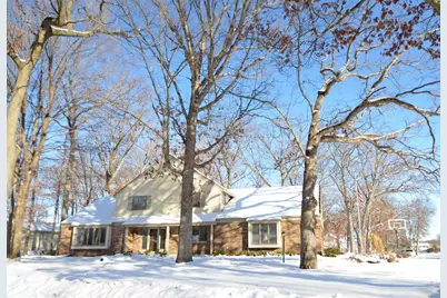 421 Polaris Court, Green Bay, WI 54302 - Photo 1