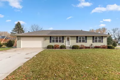 1502 Northridge Drive, New London, WI 54961 - Photo 1