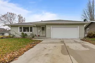 596 Sunset Ln, Fond du Lac, WI 54935 - Photo 1