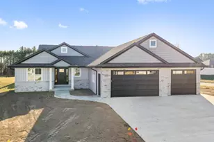 4013 Antwerp Ave, Green Bay, WI 54313 - Photo 1