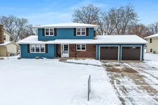 544 Somerset Dr, Green Bay, WI 54301 - Photo 1