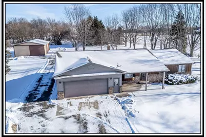 N5558 County Road W, New London, WI 54961 - Photo 1
