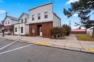 319 Harrison St, Kewaunee, WI 54216 - Photo 1